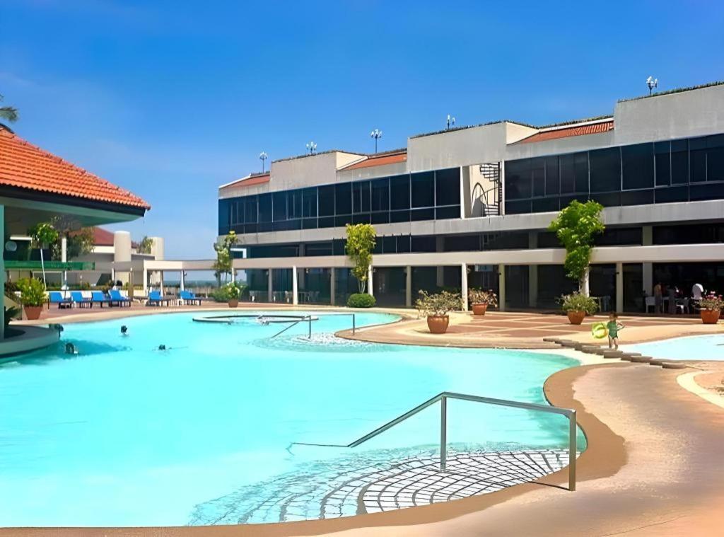 Ambassador City Jomtien Pattaya - Ocean Wing Hotel Na Chom Thian Exterior photo